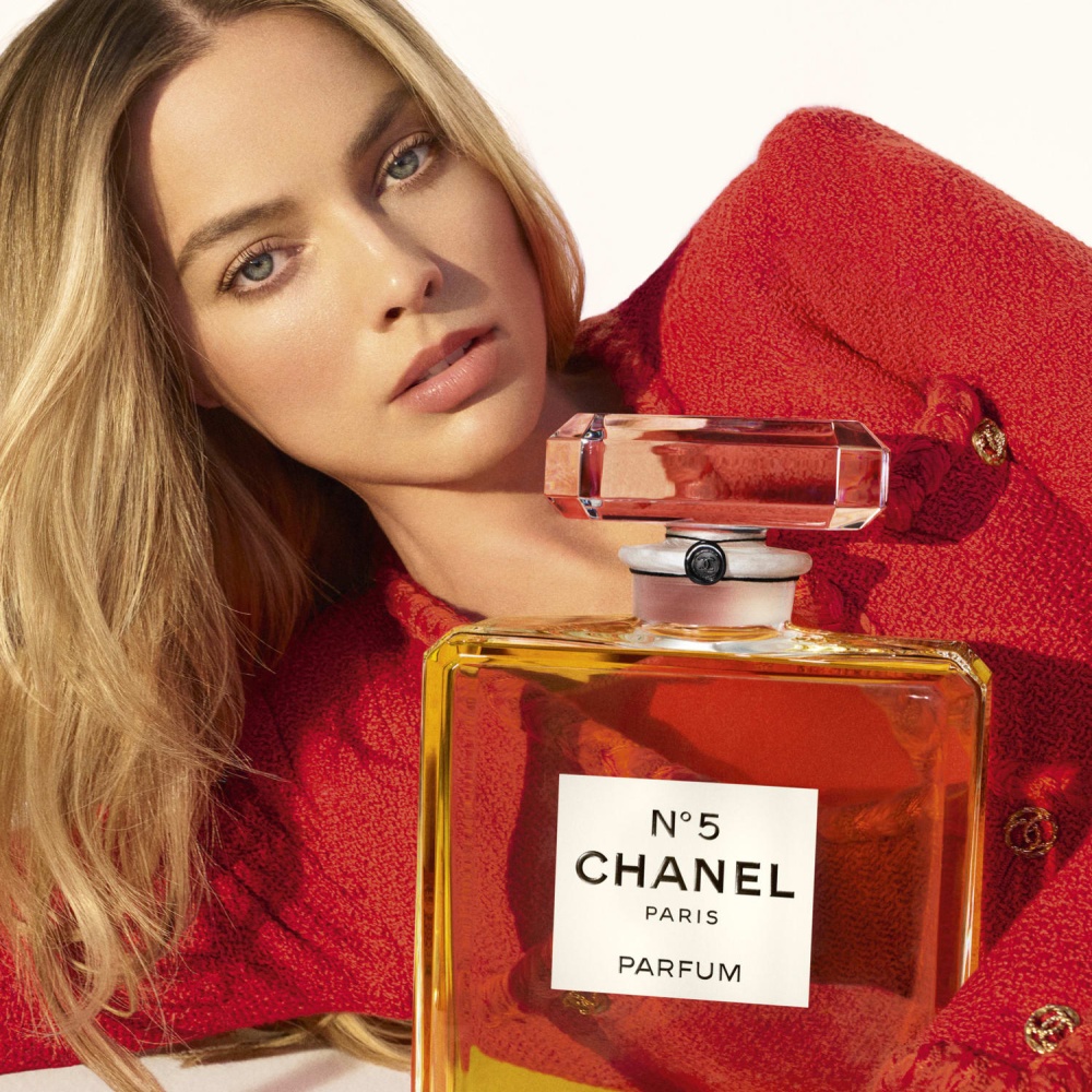 مارغو روبي السفيرة الجديدة لعطر N°5