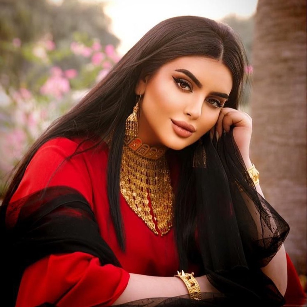 الشيخة مُهرة آل مكتوم مُلهمة المرأة العربية بتصاميم مجوهرات لافتة