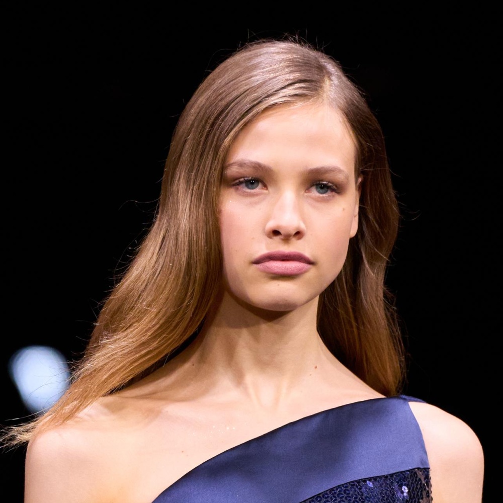 سرّ الشعر الفاتن بالكشف ما لا تعرفينه عن ماسك الشعر والبلسم