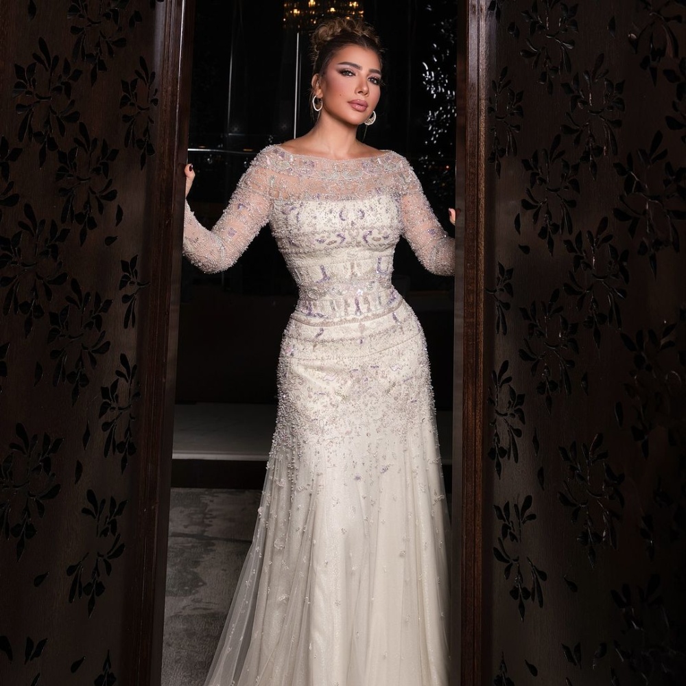 فستان عرائسي من الفنانة أصالة نصري