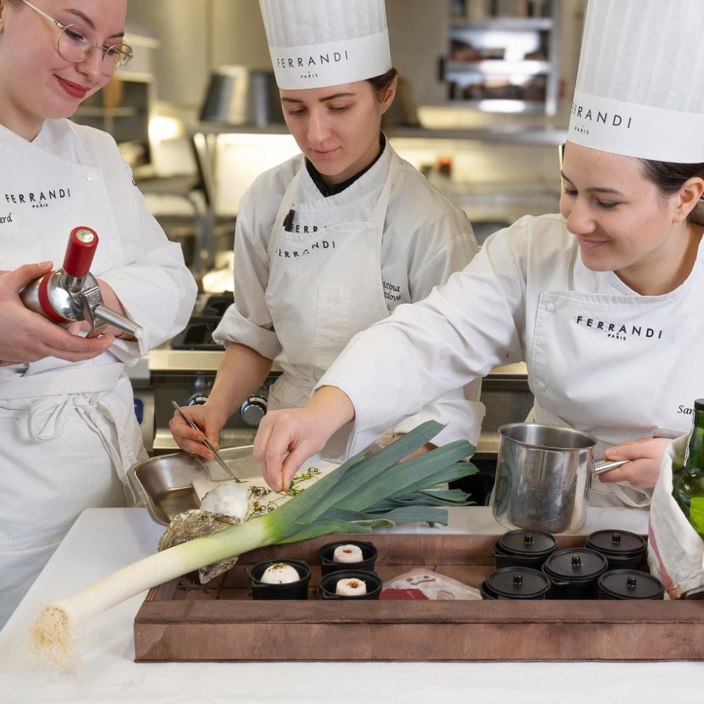 كل ما تريدون معرفته عن كلية FERRANDI Paris فرع العلا