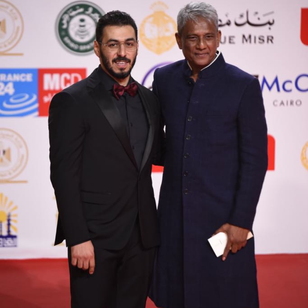 النجم الهندي العالمي عادل حسين