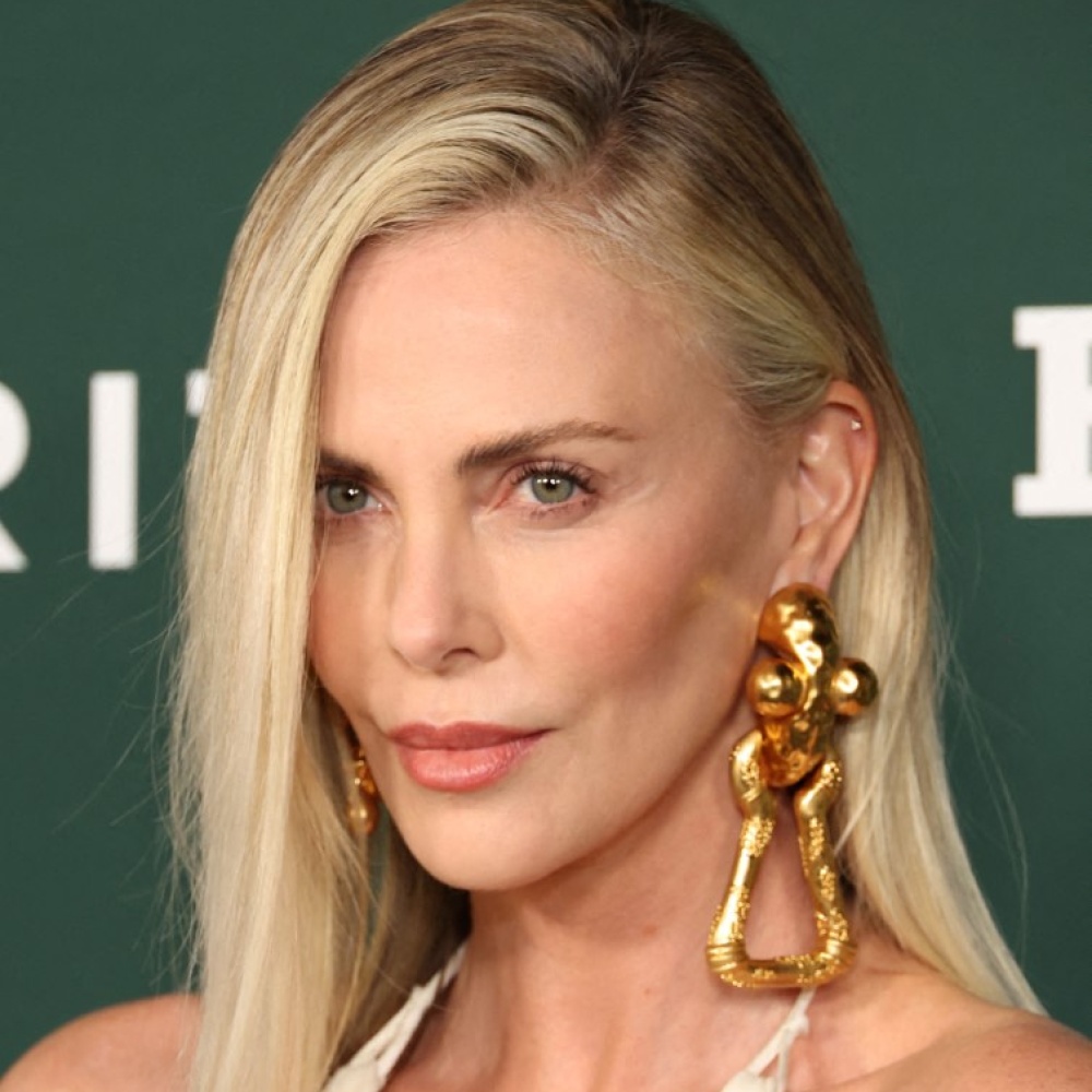 مكياج وتسريحات شعر المناسبات استوحيه من اطلالات النجمات في مهرجان Baby2Baby Gala