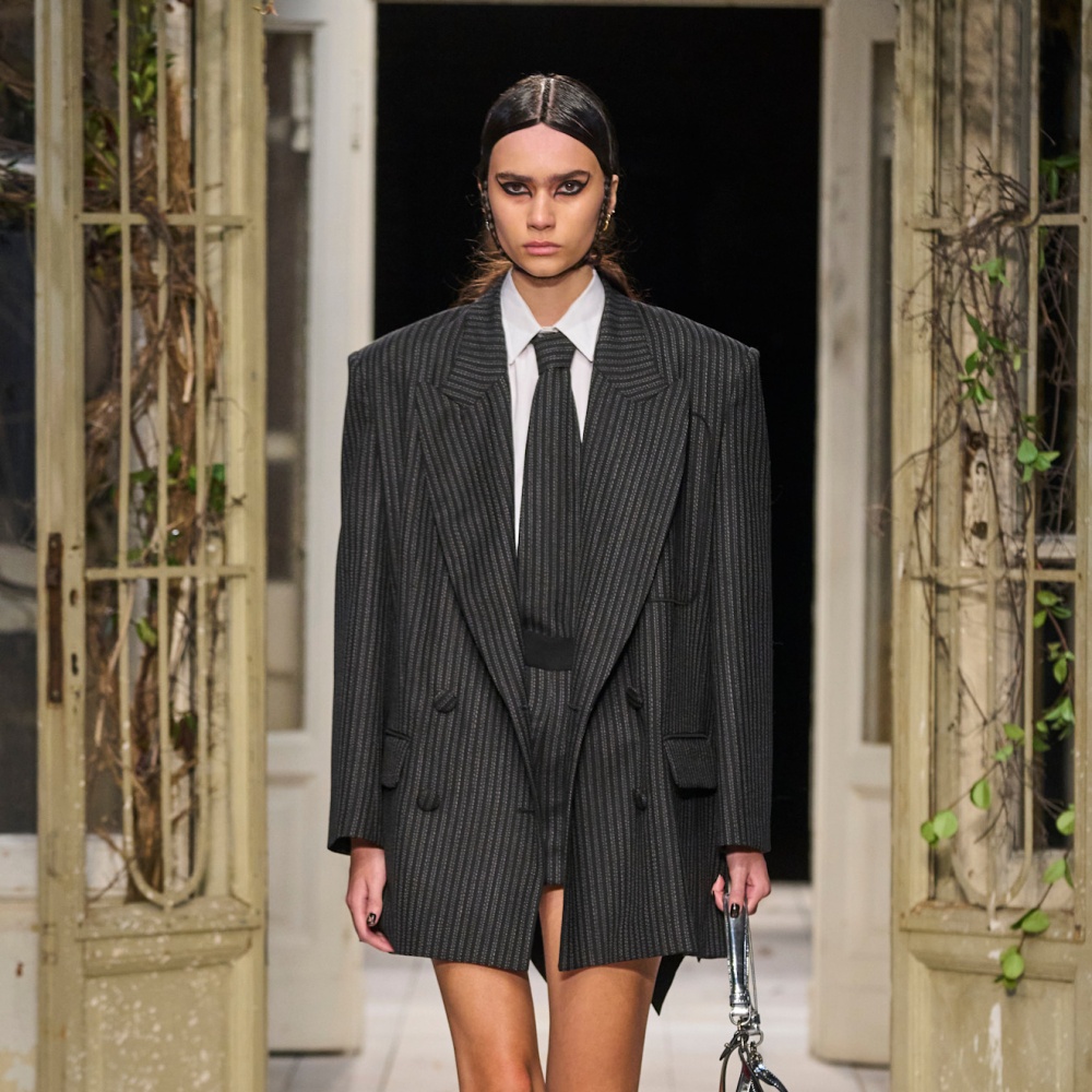 تنسيق ربطة العنق في شتاء 2025 من Antonio Marras 