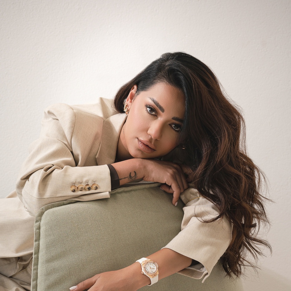 Rahma Riadh wearing the Big Bang One Click King Gold White Diamonds 33mm