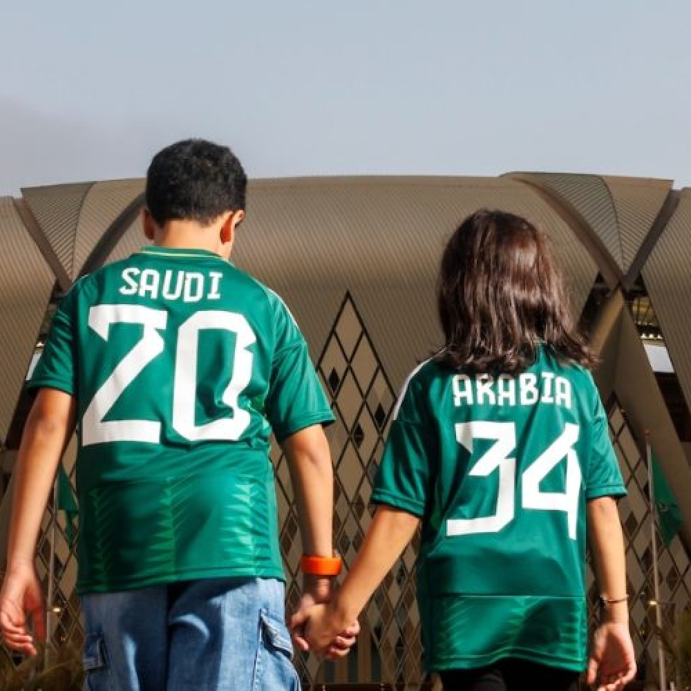 دانية آل معينا تدعم ملف المملكة لاستضافة كأس العالم 2034.. المملكة جاهزة لإبهار ملايين المشجعين