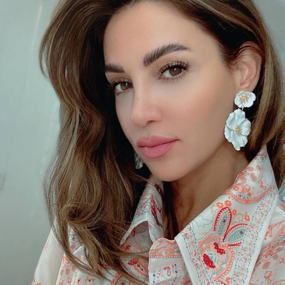 النجمة ديانا حداد صورة من حسابها على انستغرام