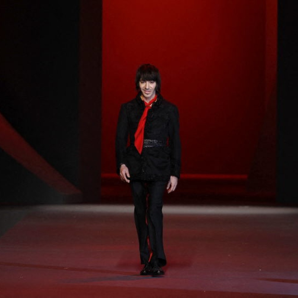 جون غاليانو يغادر Maison Margiela بعد 10 سنوات من قيادته للدار