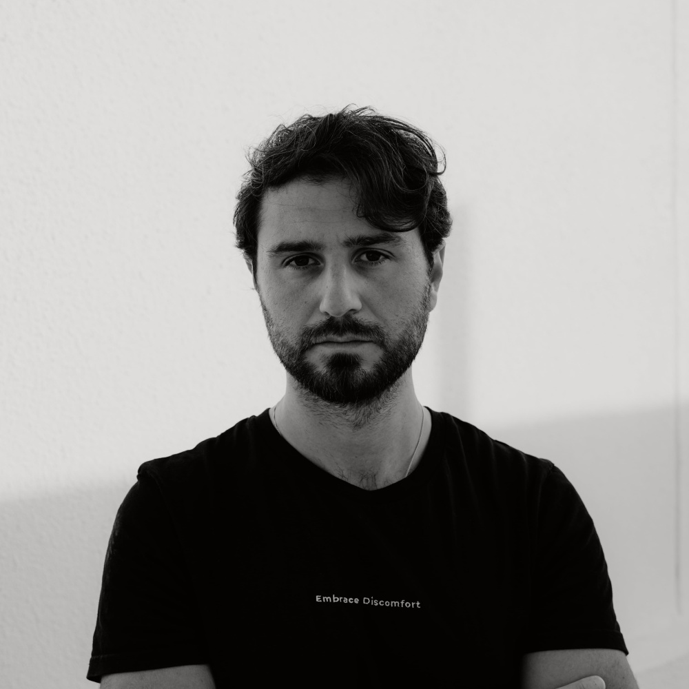 علي حسون مؤسس PEAQ