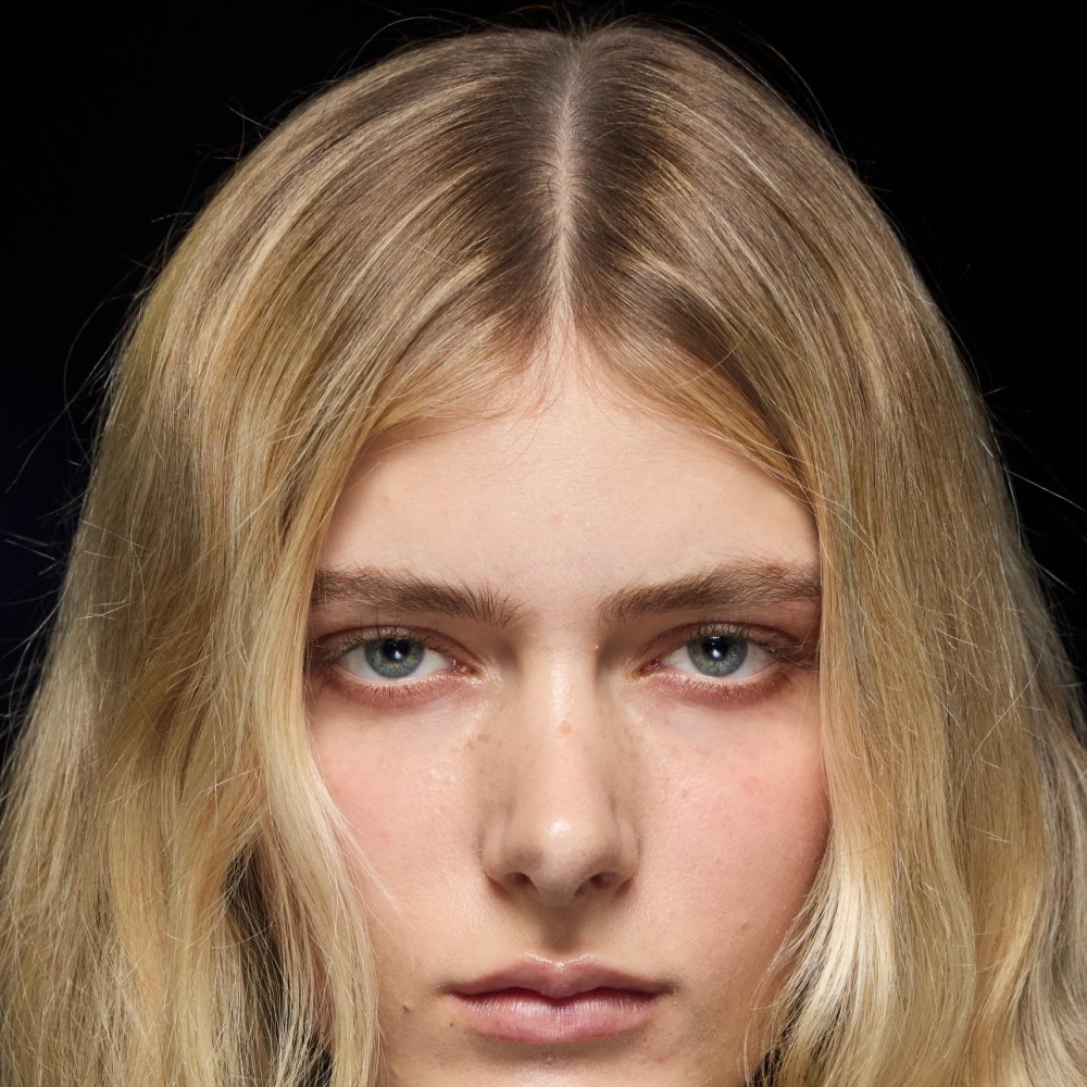 فوائد زيت الأوكالبتوس للعناية بالبشرة والشعر