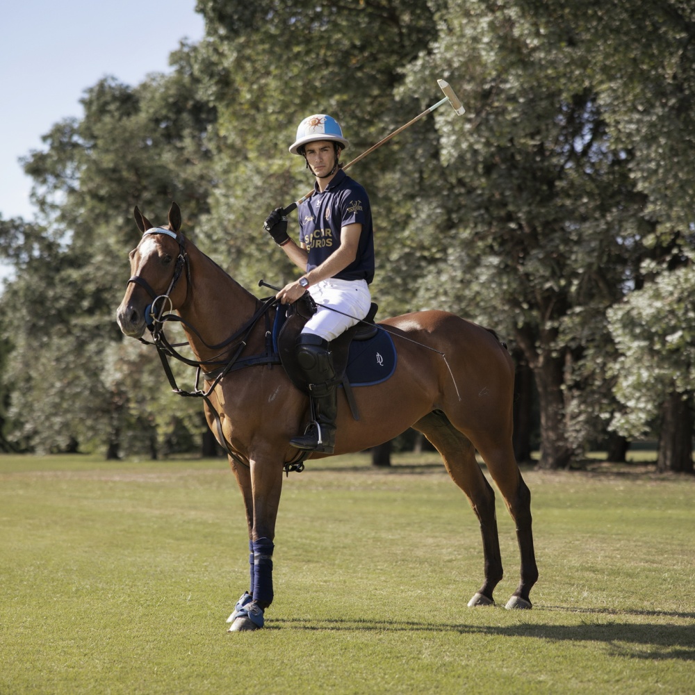 نجم البولو الصاعد أدولفو (بوروتو) كامبياسو 