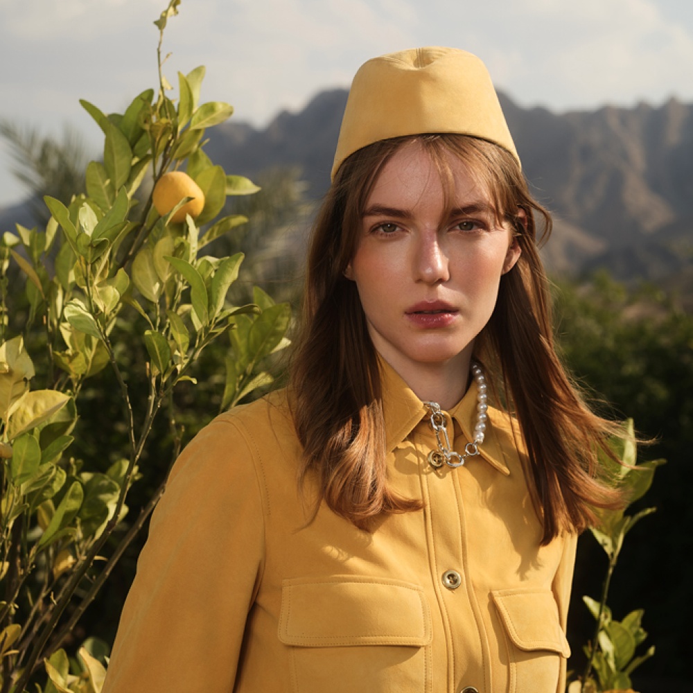 جلسة تصويرية خاصة بـ"هي": نستلهم من الطبيعة النابضة بالحياة وألوان الموضة الجريئة 