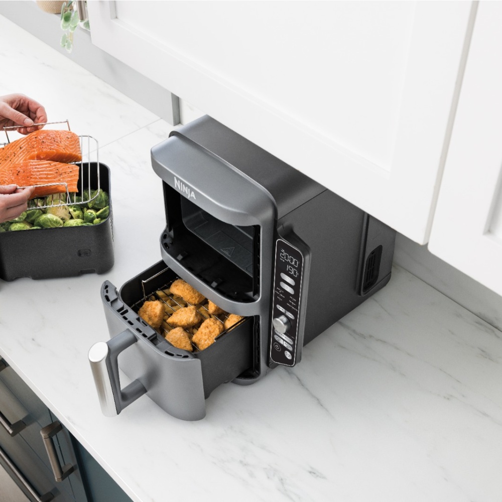 تعرفي على جهازي Ninja Double Stack XL Air Fryer و Ninja Woodfire 8-In-1