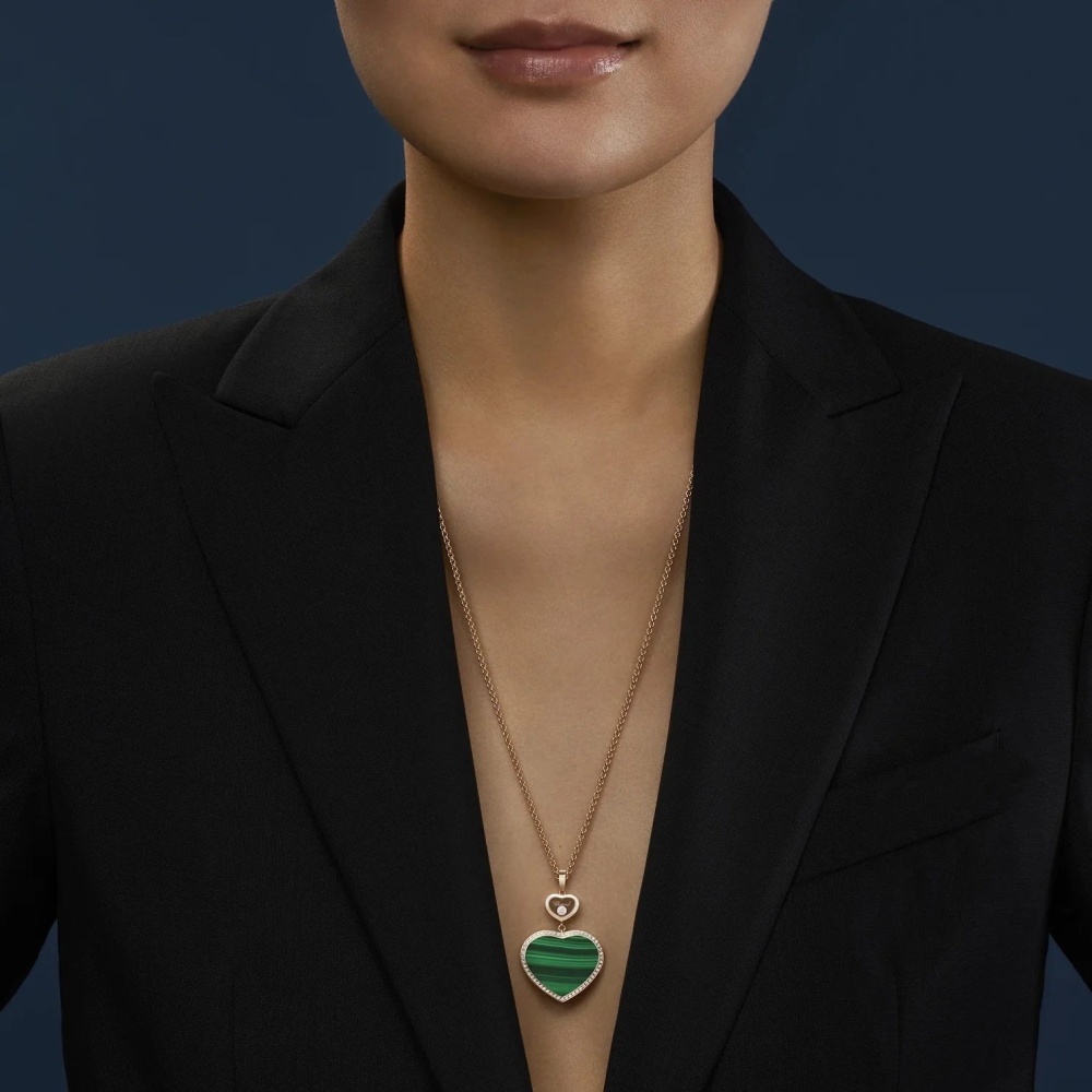 حجر الملكيت في مجوهرات Chopard