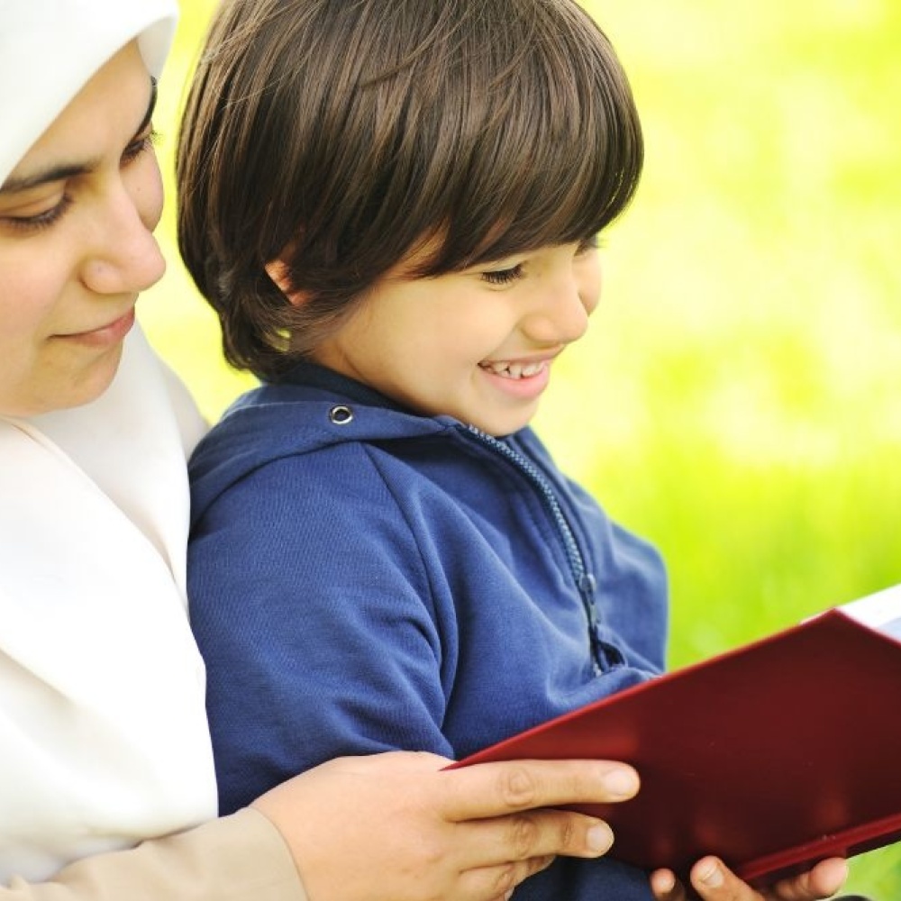 صيام الطفل لأول مرة في رمضان أسهل عند توافر القدوة الحسنة في حياته