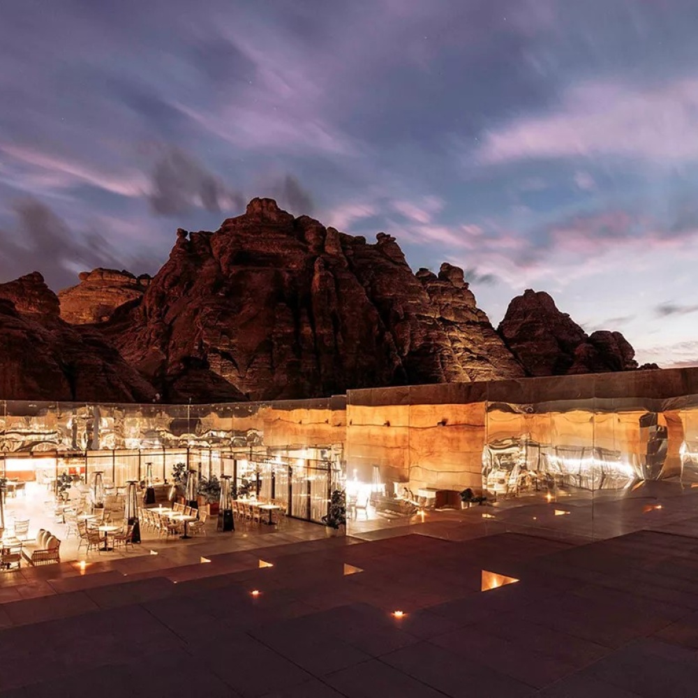 7 مطاعم فاخرة في العلا تقدم لكم تجربة رمضانية استثنائية 