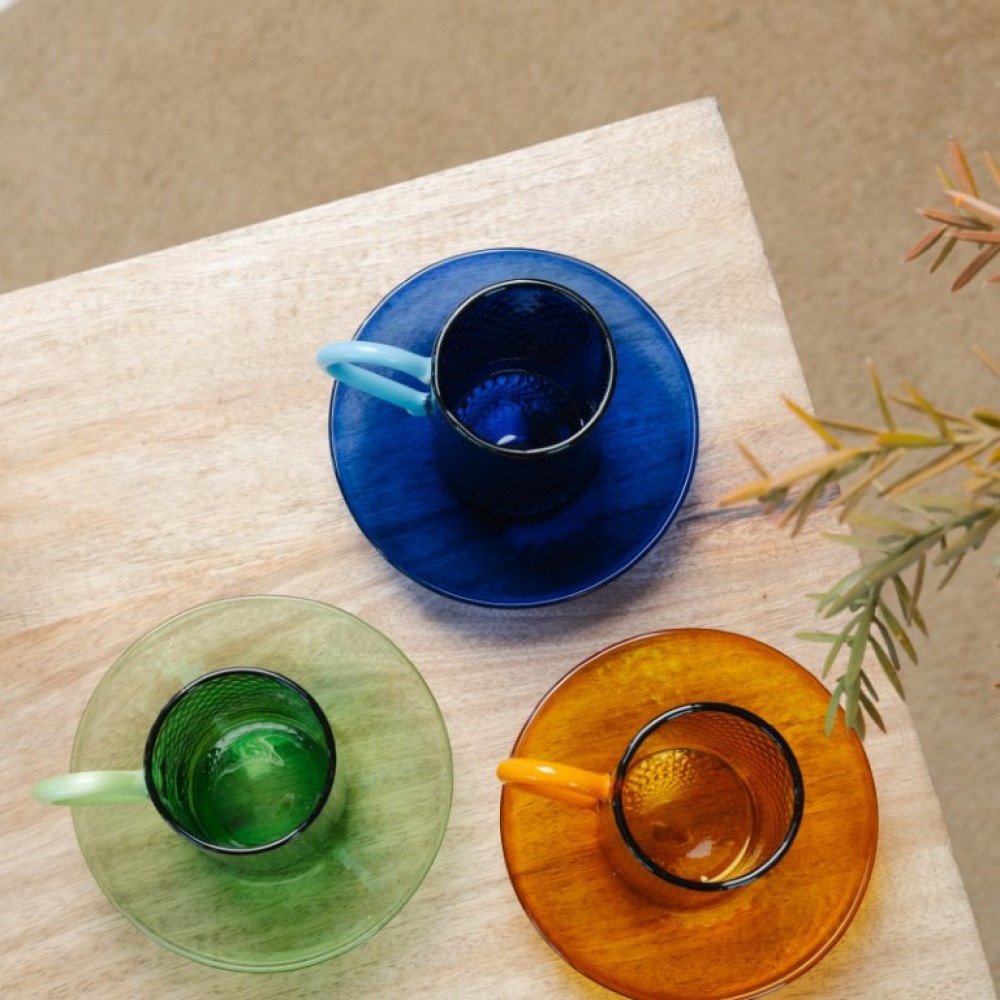 فن يدوي: أكواب الشاي والقهوة العربية من 100% CAPRI