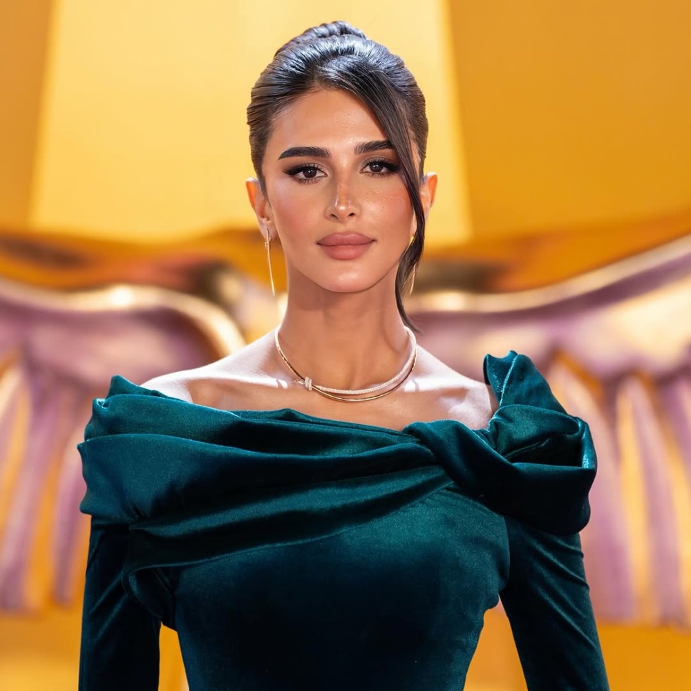 إطلالات مكياج تناسب أزيائك باللون الأخضر في يوم التأسيس السعودي