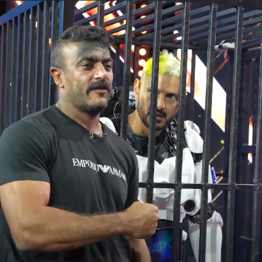 رامز جلال يُحرج أحمد العوضي: لسه بتحب ياسمين عبدالعزيز؟.. والأخير يفاجئ الجميع