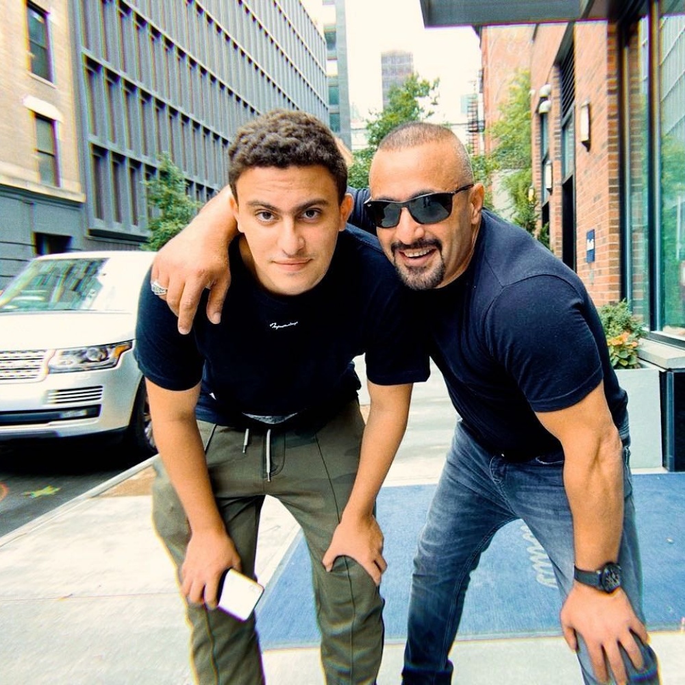 احمد السقا ونجله