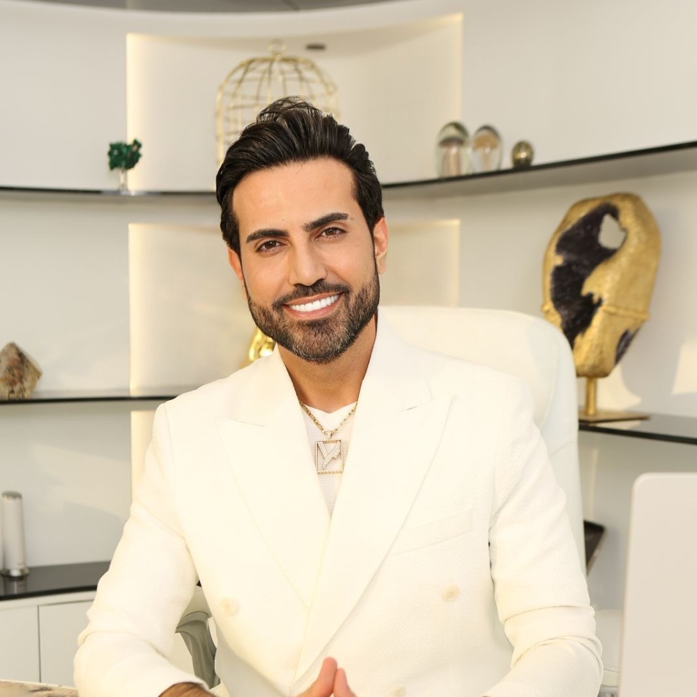 الدكتور حسين ياسين يكشف لـ_هي_ كيفية الحصول على بشرة مشرقة في عيد الفطر 