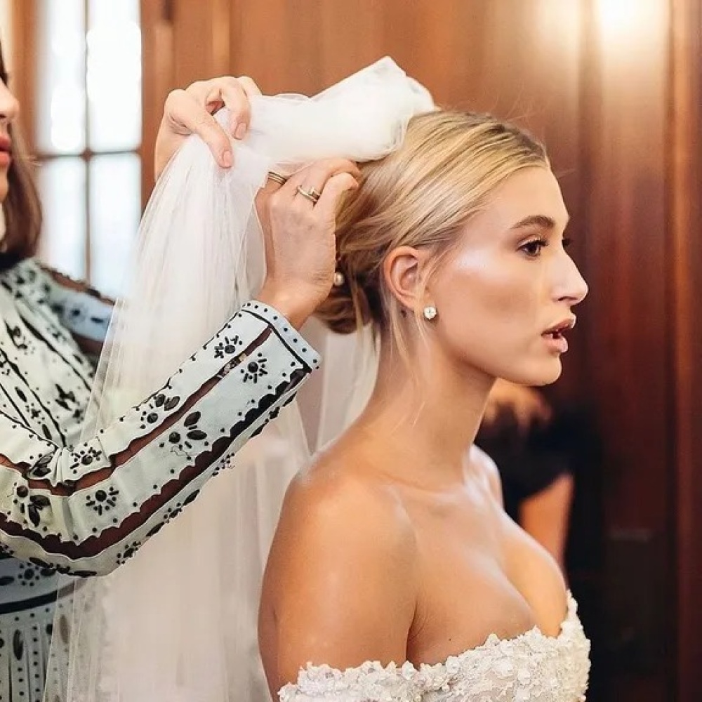 تصفيفة زفاف هايلي بيبر Hailey Bieber