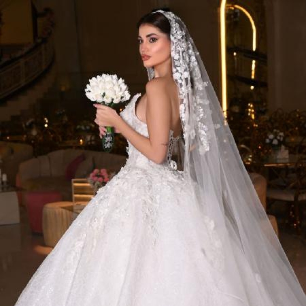 من لقطات العروس بكاميرا المصورة سحر العبدلي