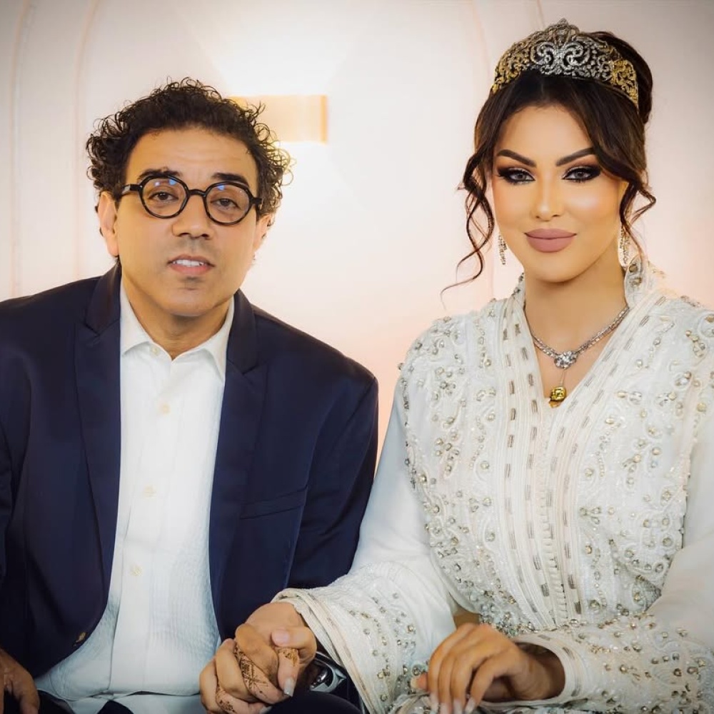 ابتسام تسكت فاجأت الجمهور بخطوبتها