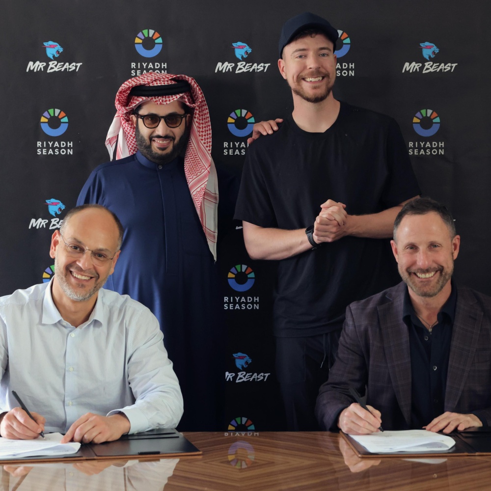 مستر بيست يشعل موسم الرياض 2025: تجارب ترفيهية ومغامرات عالمية