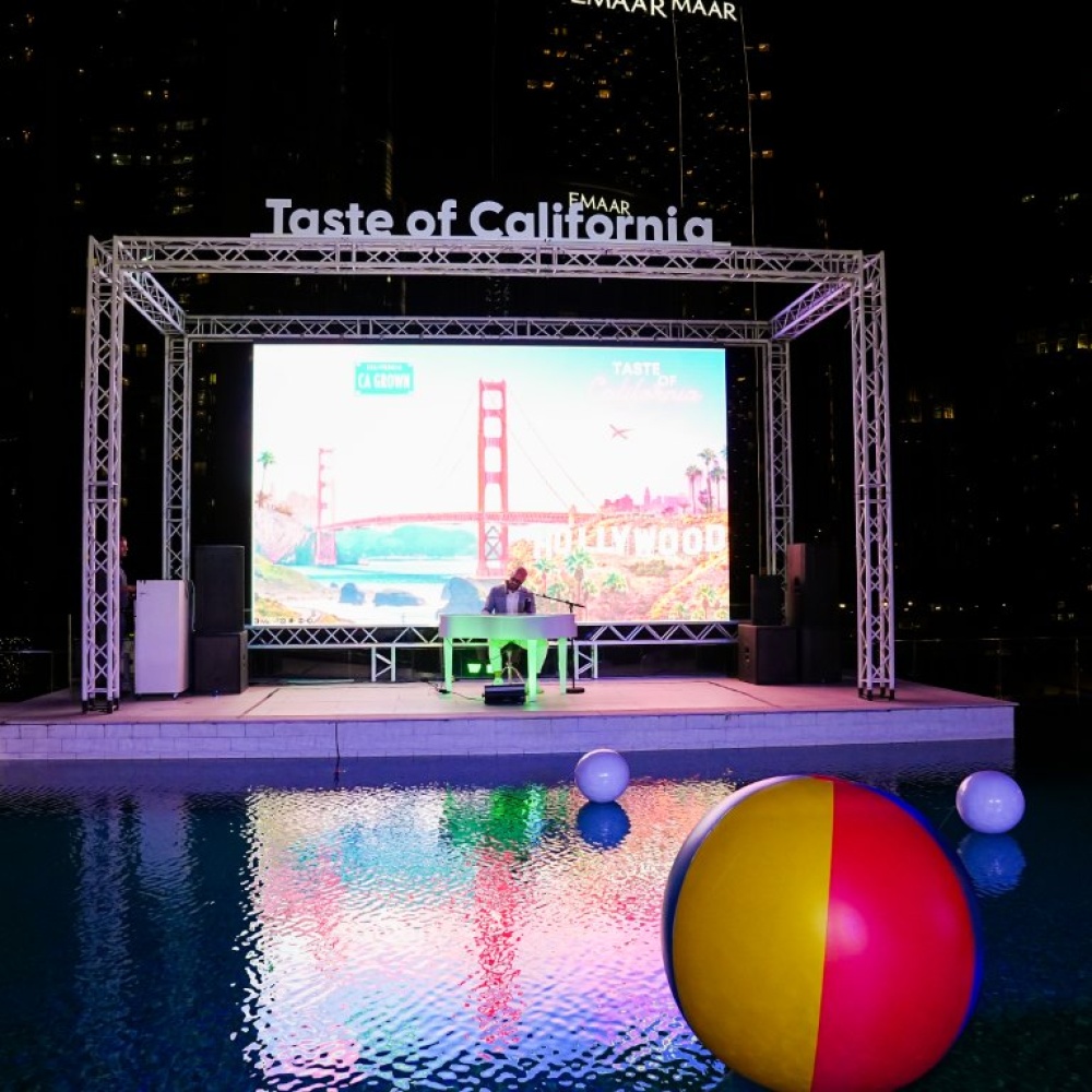 1-	أمسية مفعمة بنكهات الذواقة وسحر كاليفورنيا المميز خلال فعالية "مذاقات كاليفورنيا" في دبي