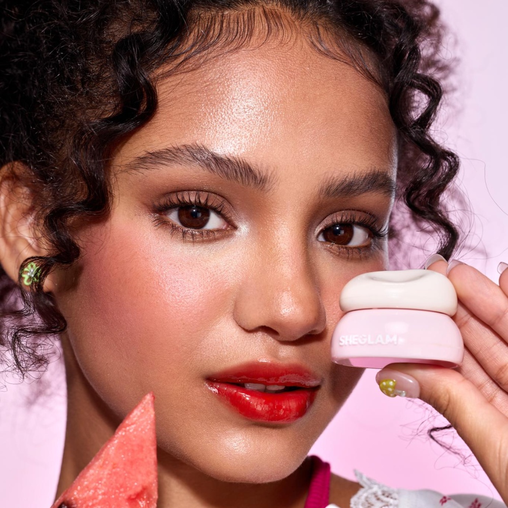 SHEGLAM تطلق مرطب الشفاه الهلامي Hydra Jelly Pocket Lip Jam