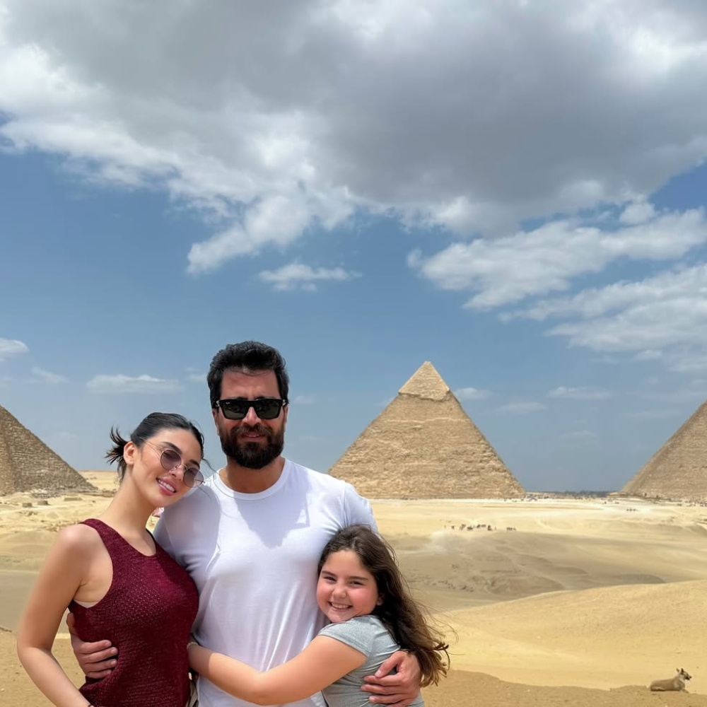 معتصم النهار وعائلته