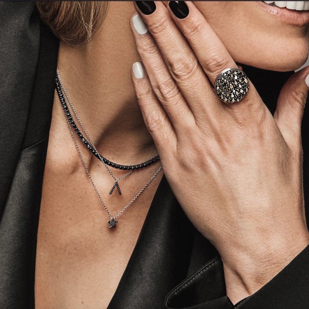 سحر الفخامة في مجوهرات ألماس أسود من ALINKA Fine Jewellery