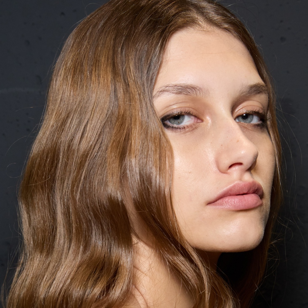 صبغات الشعر البني بتموجات الذهبي من دار Ermanno Scervino