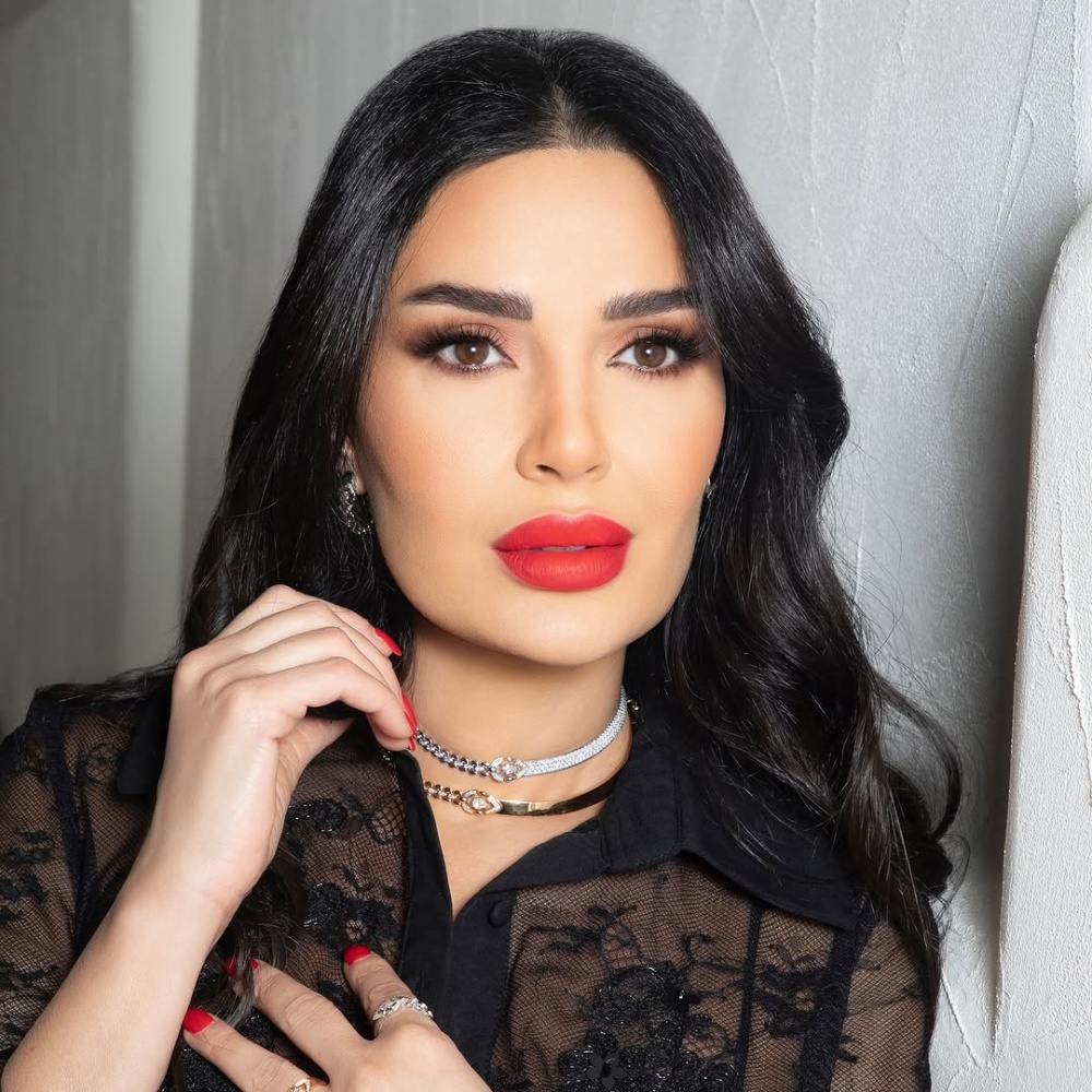 أساليب مكياج تبرز جمالك في عيد الأضحى على خطى النجمات