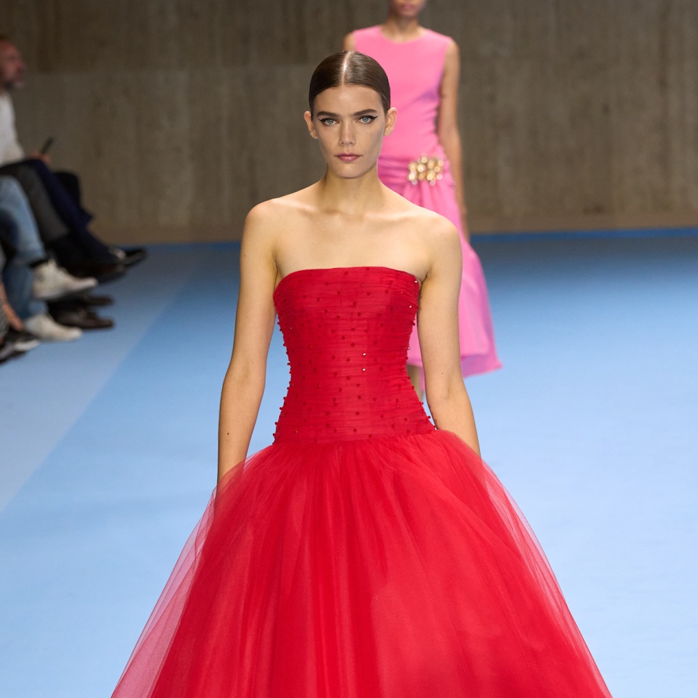 إطلالة من Carolina Herrera