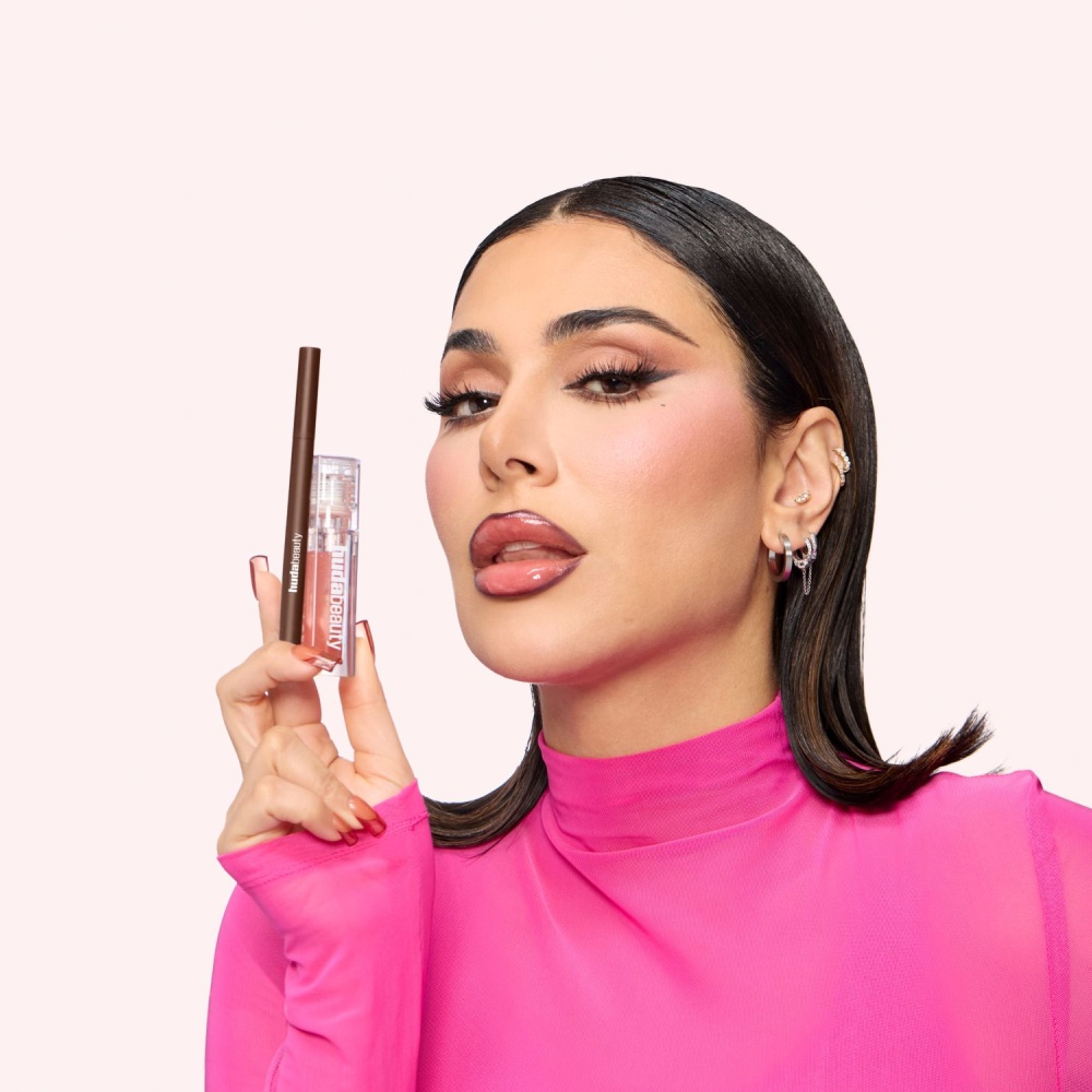 هدى بيوتي تطرح قلم تحديد الشفاه الملوّن LIP CONTOUR + زيت الشفاه FAUX FILLER