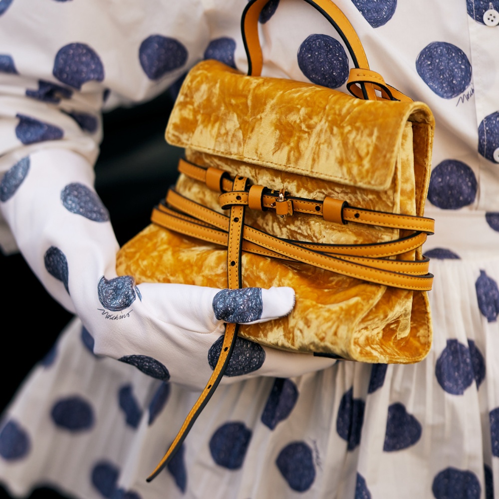 حقيبة Moschino
