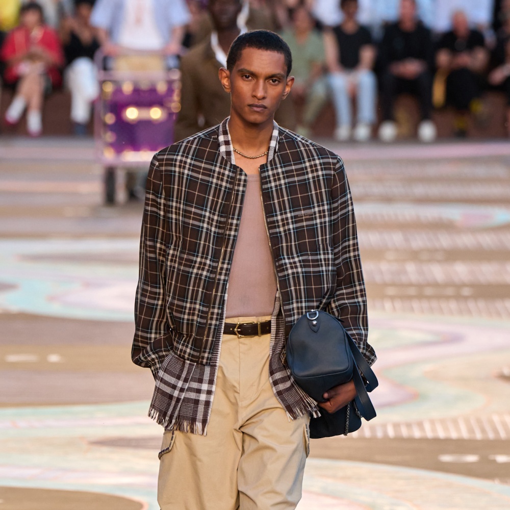 مجموعة Louis Vuitton الرجالية لربيع وصيف 2026