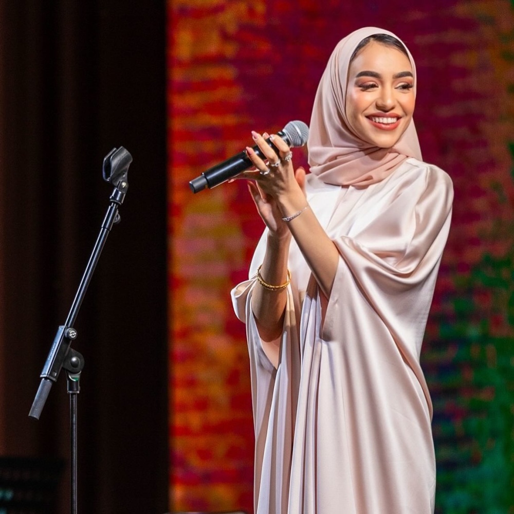 زينة عماد