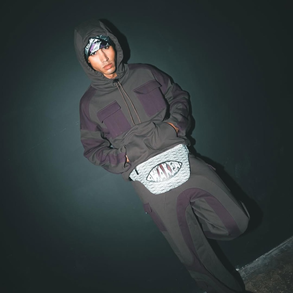 6 علامات تُجسّد فصل الأناقة الرجالية بطابع شبابي على الطريقة السعودية