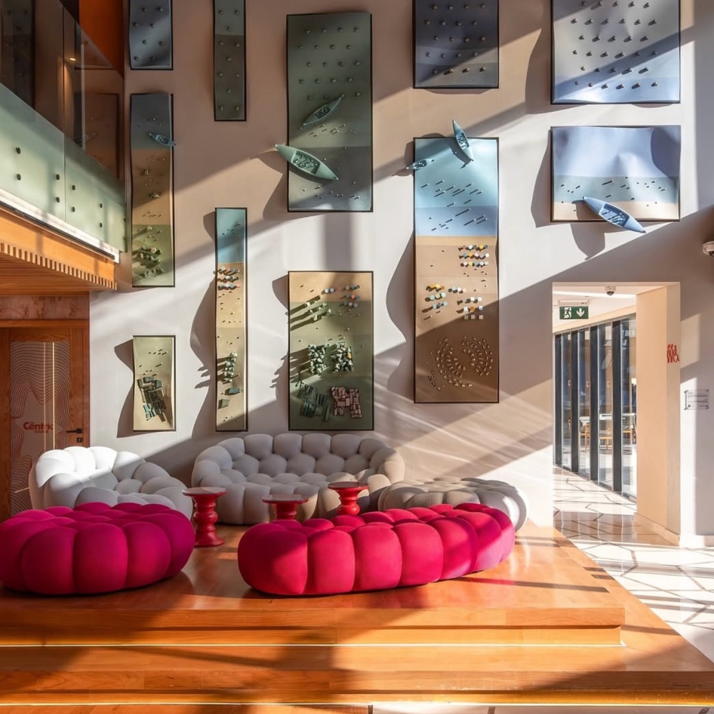 أول فندق فني في مصر... ميادة عبدالمطلب تأخذ "هي" في جولة داخل Hyatt Centric Cairo West
