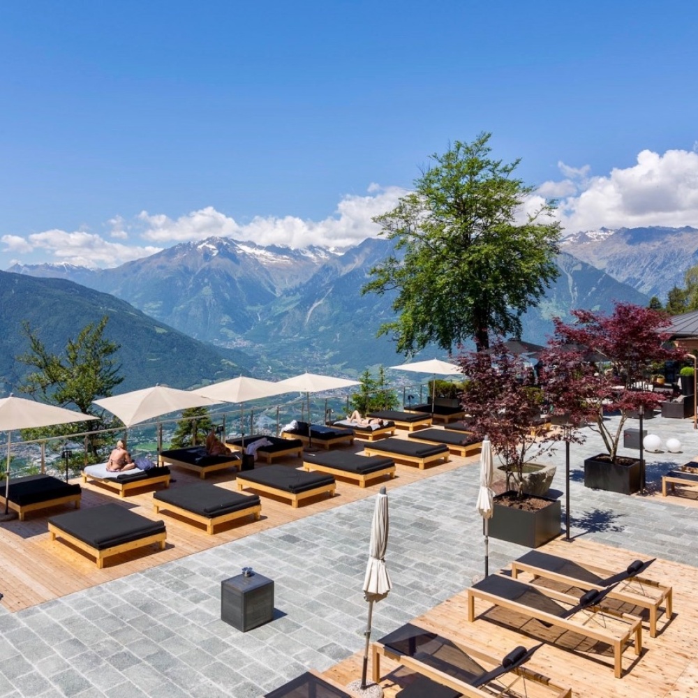 فندق ومنتجع ميرامونتي البوتيكي Miramonti Boutique Hotel، إيطاليا