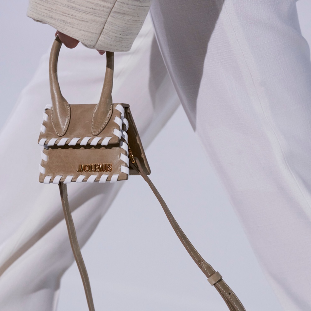 حقيبة صغيرة جدا من Jacquemus
