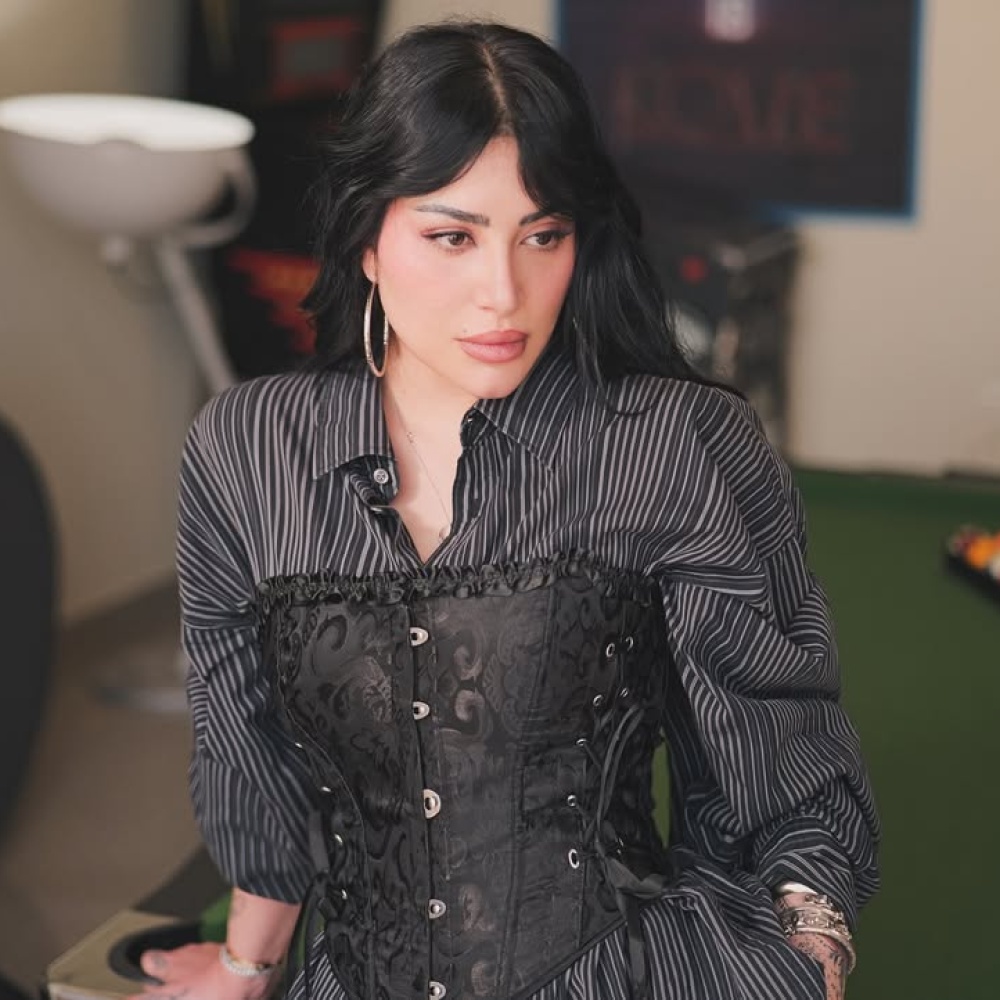 سارة فرح تعتزل الغناء