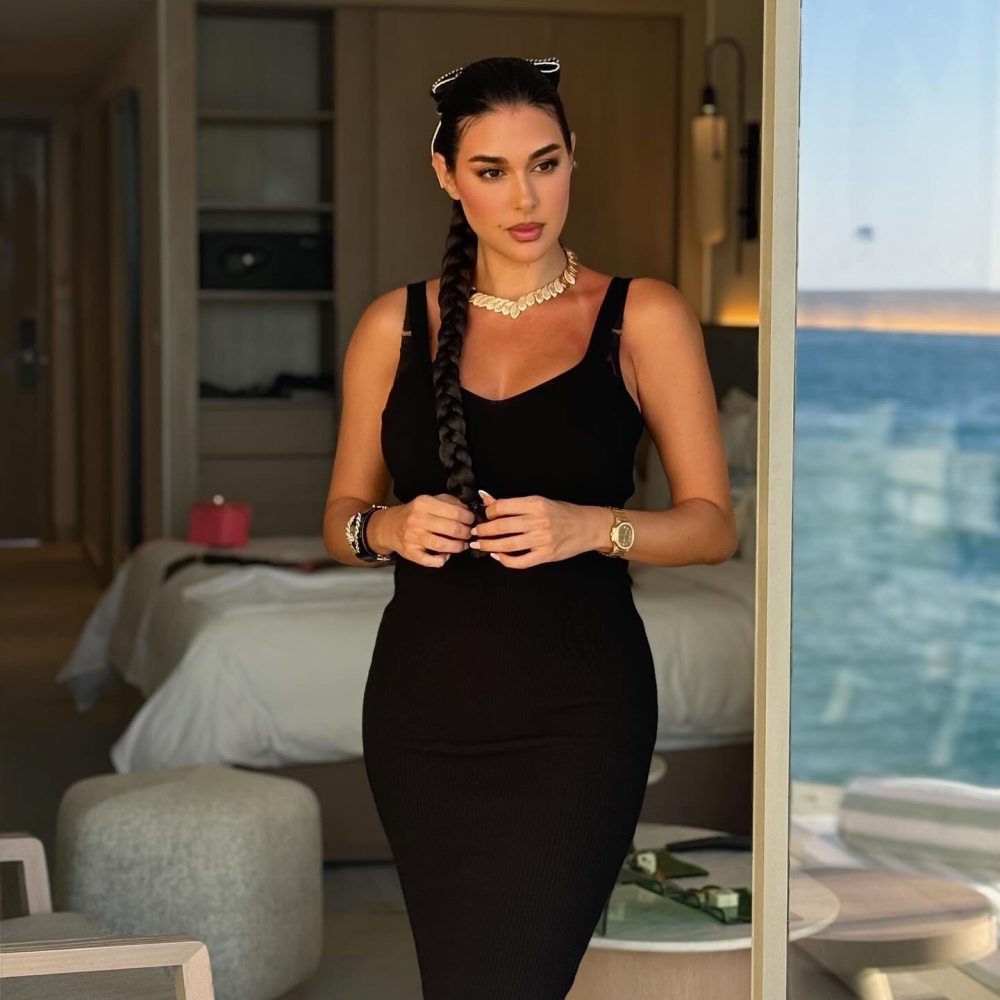 مجوهرات سفر نجمات العرب خلال صيف 2025