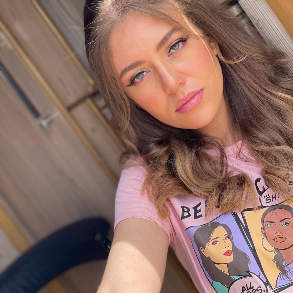 الفنانة رحمة حسن صورة من انستغرامها
