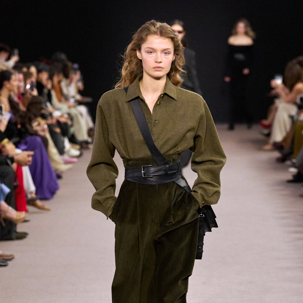 تنورة ماكسي باللون الزيتي من Max Mara