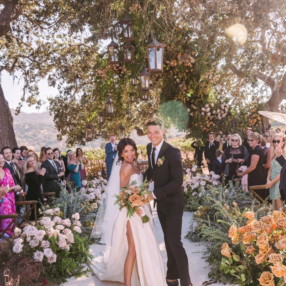 سارة هايلاند Sarah Hyland وويلز آدامز Wells Adams