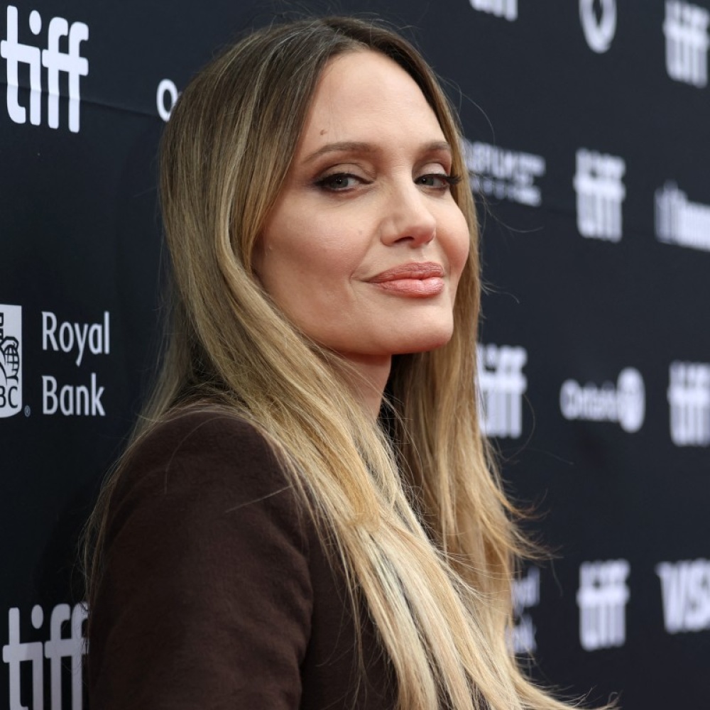من تجربة أنجلينا جولي إلى خياراتك كل ما تحتاجينه عن تجميل الأنف